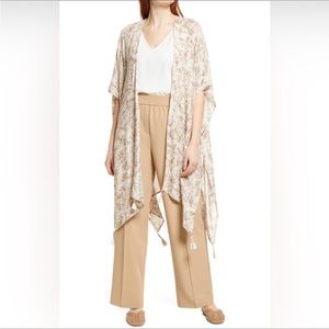 Nordstrom Ruana/Kimono In Ivory Sand Waverly One Size NWT